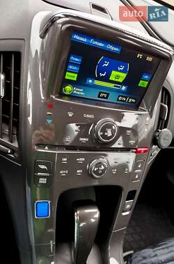 Хэтчбек Chevrolet Volt 2014 в 