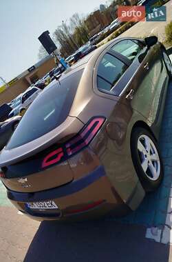 Хэтчбек Chevrolet Volt 2014 в 
