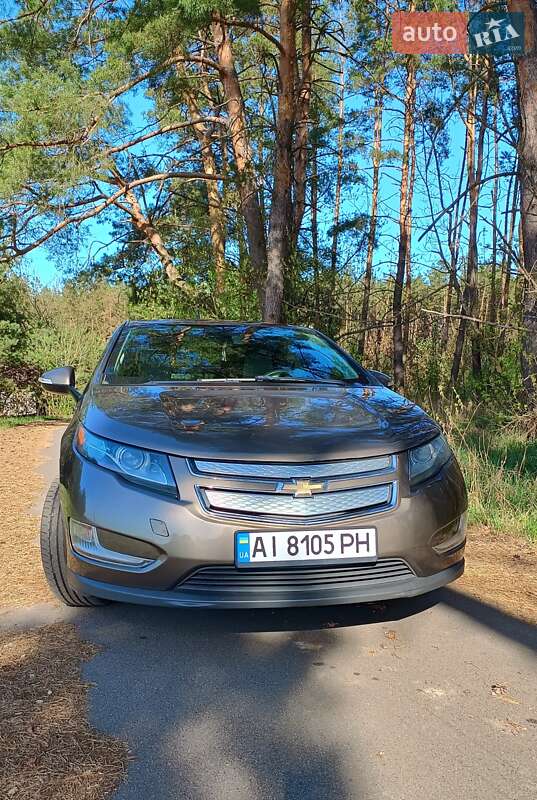 Хэтчбек Chevrolet Volt 2013 в 