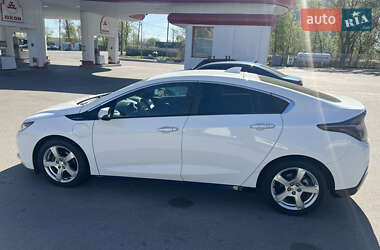 Хэтчбек Chevrolet Volt 2018 в 