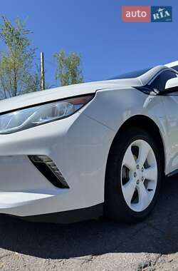 Хэтчбек Chevrolet Volt 2015 в 