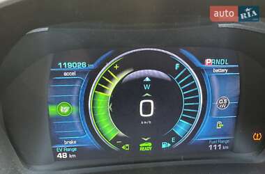 Хэтчбек Chevrolet Volt 2015 в 