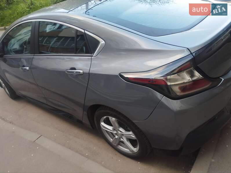 Хэтчбек Chevrolet Volt 2017 в Виннице