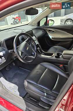 Хэтчбек Chevrolet Volt 2015 в 