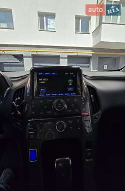 Хэтчбек Chevrolet Volt 2015 в 