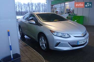 Хэтчбек Chevrolet Volt 2016 в Киеве