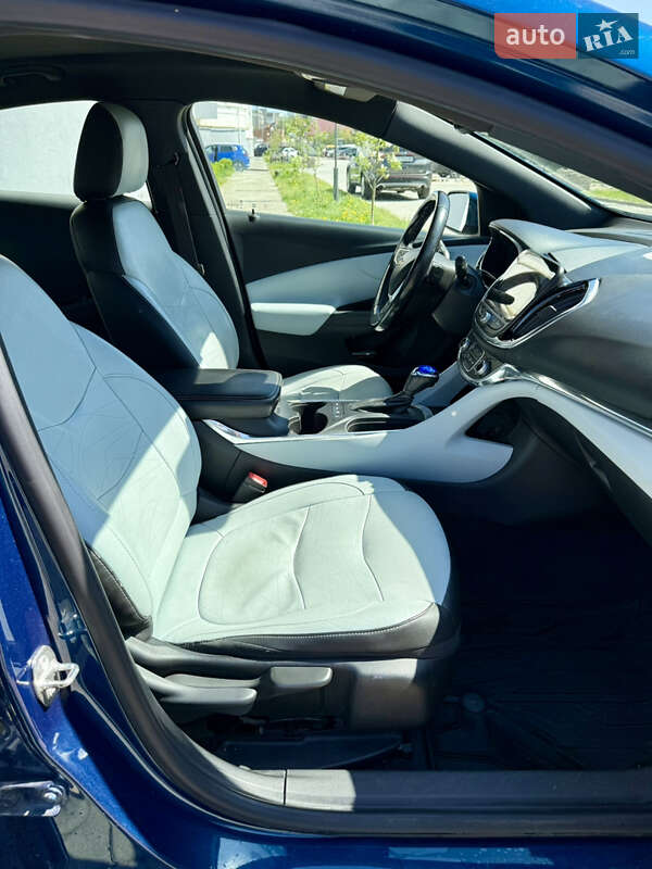 Хетчбек Chevrolet Volt 2019 в Івано-Франківську