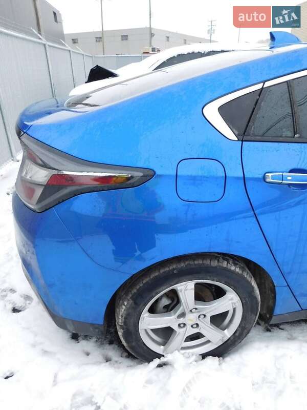 Хэтчбек Chevrolet Volt 2018 в Василькове