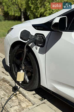 Хетчбек Chevrolet Volt 2018 в 