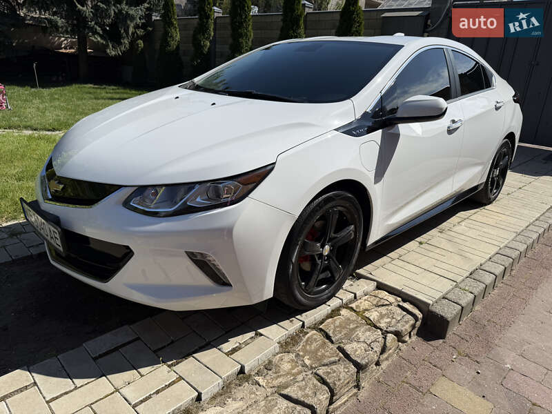 Хэтчбек Chevrolet Volt 2018 в Днепре