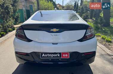 Хэтчбек Chevrolet Volt 2017 в 