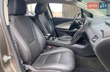 Хэтчбек Chevrolet Volt 2014 в 