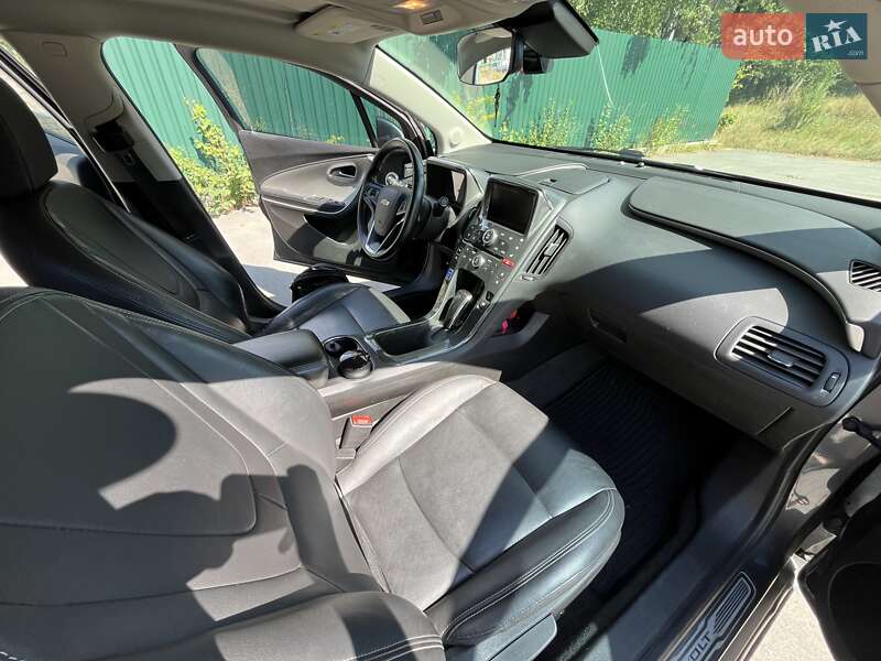 Хэтчбек Chevrolet Volt 2012 в Виннице