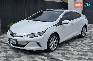Хэтчбек Chevrolet Volt 2017 в Киеве