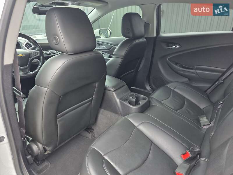 Хетчбек Chevrolet Volt 2017 в Києві