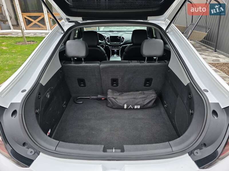 Хетчбек Chevrolet Volt 2017 в Києві