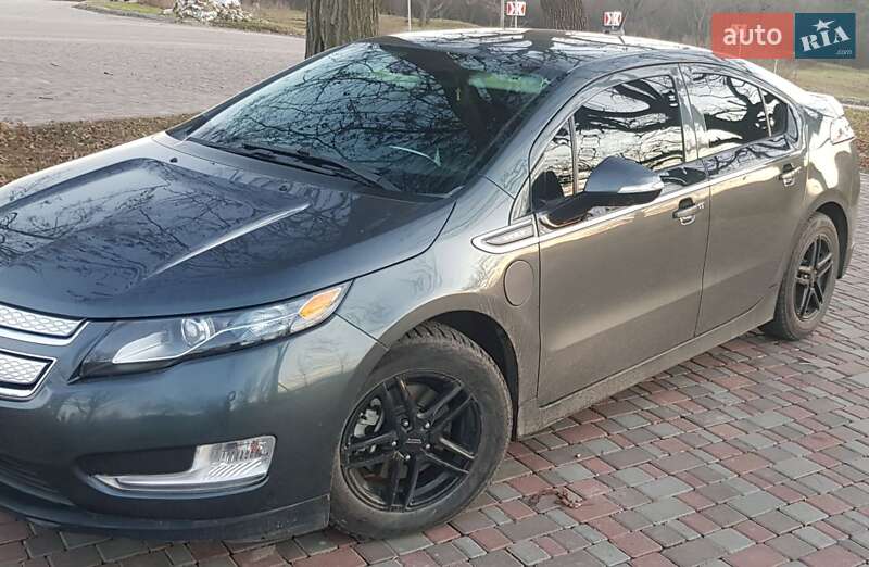 Хэтчбек Chevrolet Volt 2013 в Кропивницком