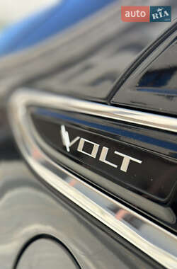 Хетчбек Chevrolet Volt 2014 в 