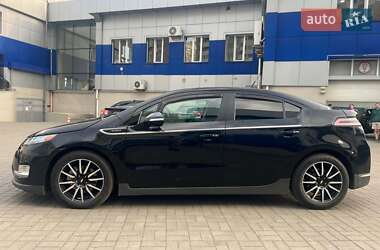 Хэтчбек Chevrolet Volt 2013 в 