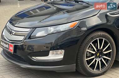 Хэтчбек Chevrolet Volt 2013 в 