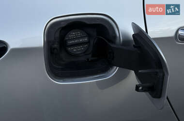 Хэтчбек Chevrolet Volt 2016 в 