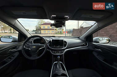 Хэтчбек Chevrolet Volt 2016 в 