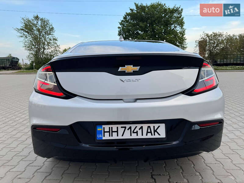 Хэтчбек Chevrolet Volt 2018 в Подольске фото 11 Хэтчбек Chevrolet Volt 2018 в Подольске