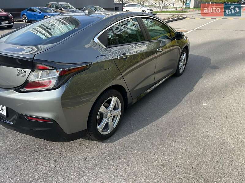 Хетчбек Chevrolet Volt 2016 в Києві фото 5 Хетчбек Chevrolet Volt 2016 в Києві