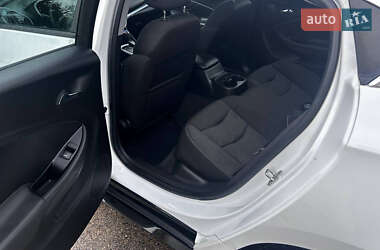 Хэтчбек Chevrolet Volt 2018 в 