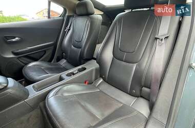 Хэтчбек Chevrolet Volt 2011 в 