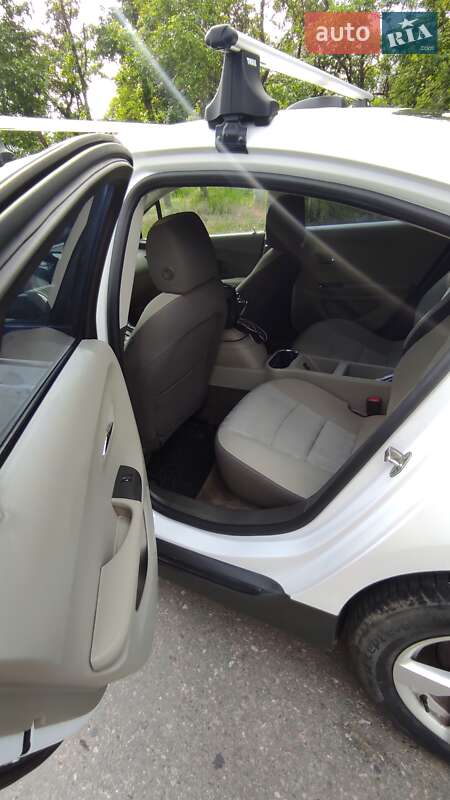 Хетчбек Chevrolet Volt 2015 в Одесі