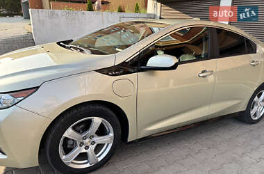 Хетчбек Chevrolet Volt 2016 в 