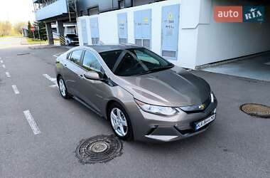 Хэтчбек Chevrolet Volt 2017 в 
