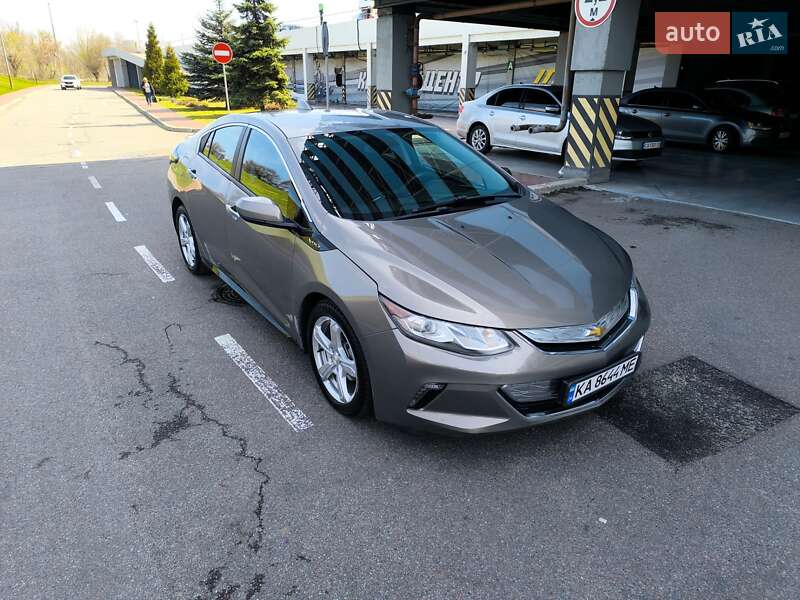 Хетчбек Chevrolet Volt 2017 в Києві