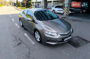 Хэтчбек Chevrolet Volt 2017 в 