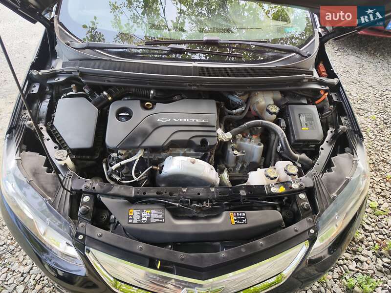 Хэтчбек Chevrolet Volt 2019 в Новых Санжарах