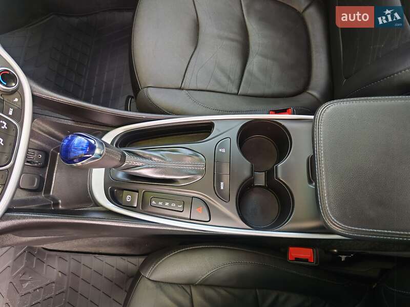 Хэтчбек Chevrolet Volt 2019 в Новых Санжарах