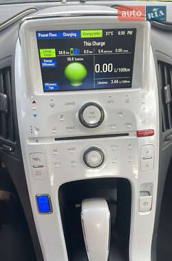 Хэтчбек Chevrolet Volt 2013 в 