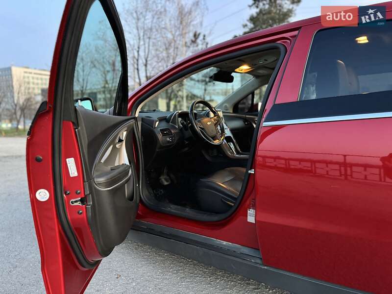 Хэтчбек Chevrolet Volt 2014 в Днепре фото 11 Хэтчбек Chevrolet Volt 2014 в Днепре