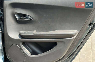 Хэтчбек Chevrolet Volt 2013 в 