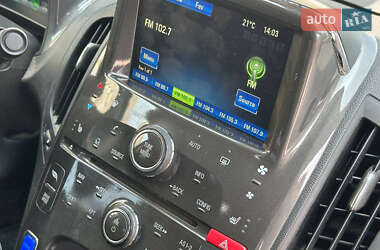 Хэтчбек Chevrolet Volt 2013 в 