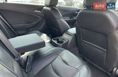 Хэтчбек Chevrolet Volt 2017 в 