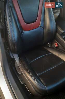 Хэтчбек Chevrolet Volt 2012 в 