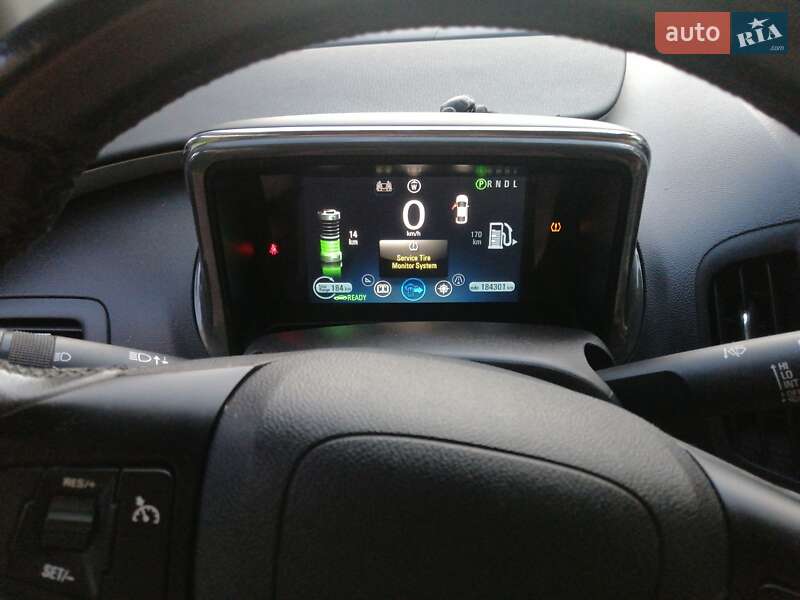 Хетчбек Chevrolet Volt 2012 в Києві фото 3 Хетчбек Chevrolet Volt 2012 в Києві