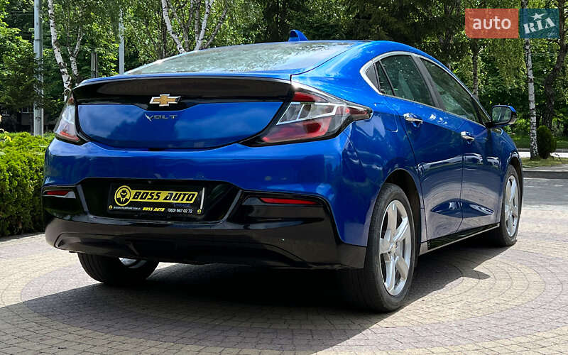 Хэтчбек Chevrolet Volt 2015 в Львове
