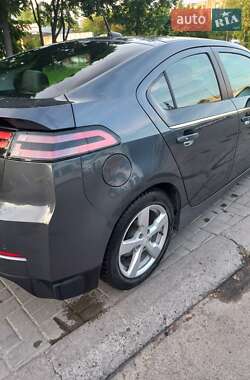 Хэтчбек Chevrolet Volt 2013 в 