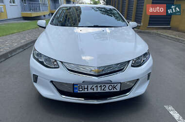 Хэтчбек Chevrolet Volt 2016 в 