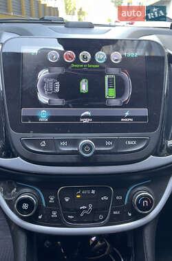 Хэтчбек Chevrolet Volt 2016 в 