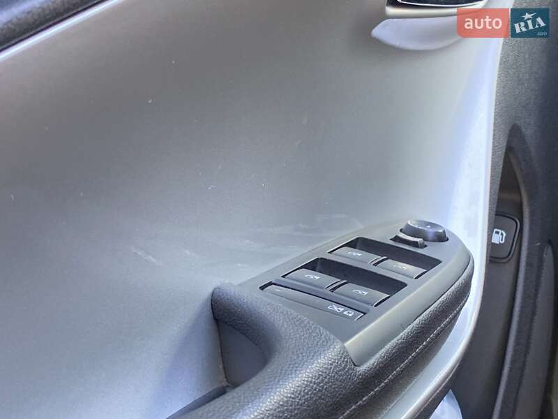 Хэтчбек Chevrolet Volt 2014 в Тернополе фото 11 Хэтчбек Chevrolet Volt 2014 в Тернополе