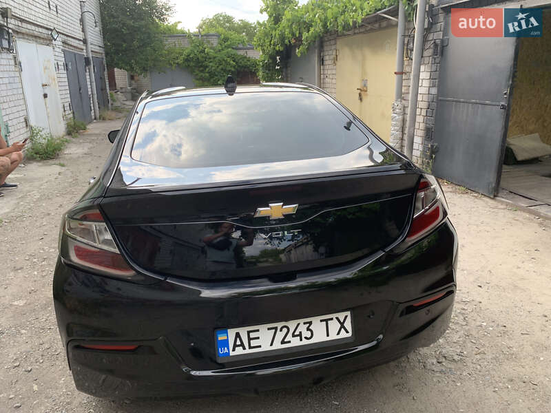 Хетчбек Chevrolet Volt 2016 в Дніпрі